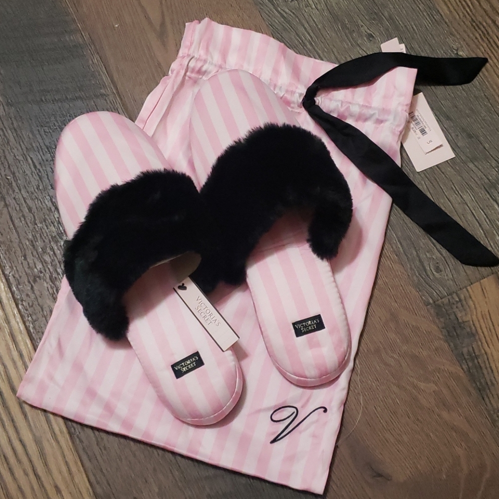 Victoria's Secret Slipper